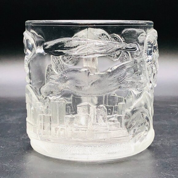 Vintage 1995 BATMAN FOREVER Movie Two Face McDonalds 3D Glass Mug: DC Comics - Picture 4 of 10